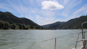 Donau mit 8km Strömung